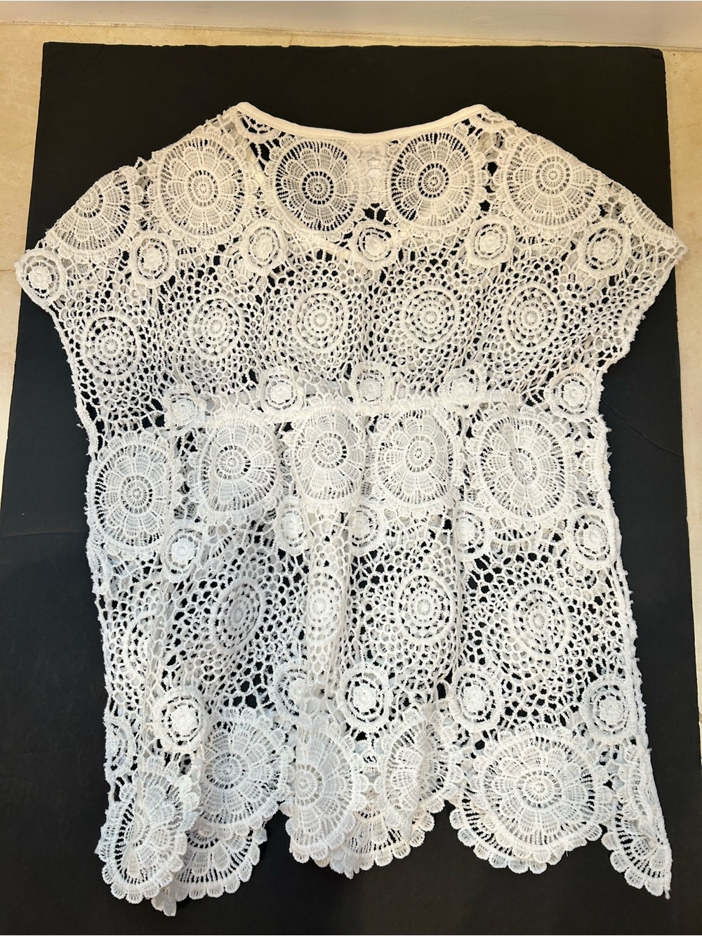 New Girl Shade Critter White Crotchet Lace Kaftan Bathing Suit Coverup 3 - Picture 3 of 6